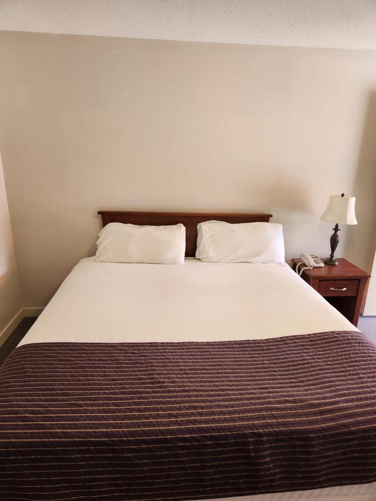 Grantview Inn Surrey Extérieur photo